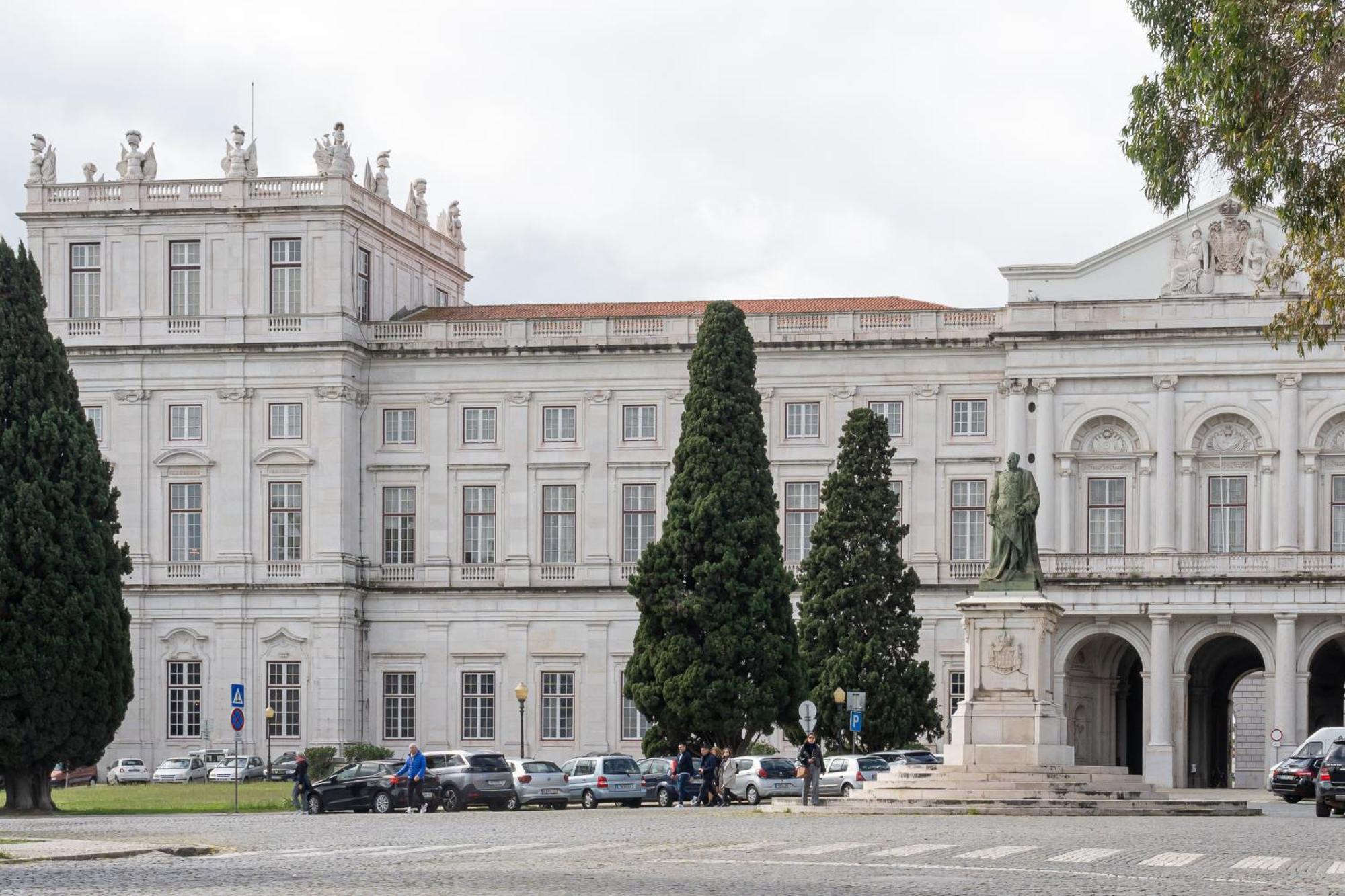 By The Palace - Ajuda Apartments Lisboa Dış mekan fotoğraf